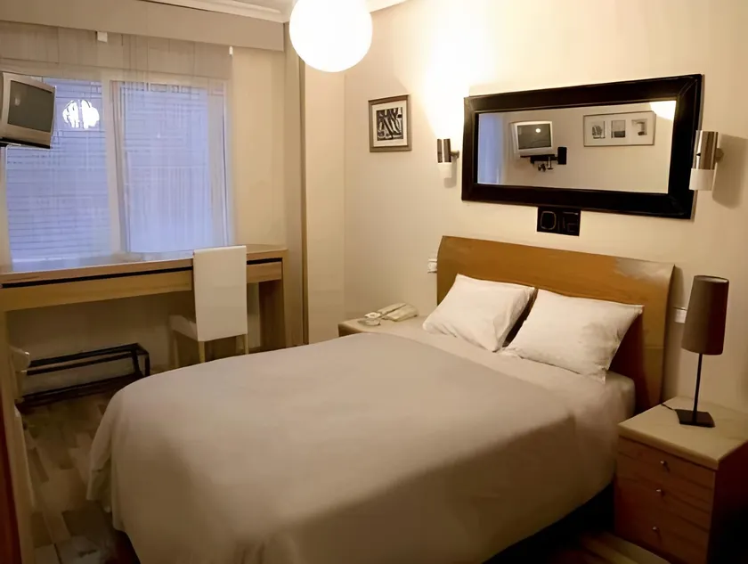 Hotel Principe - Image 1