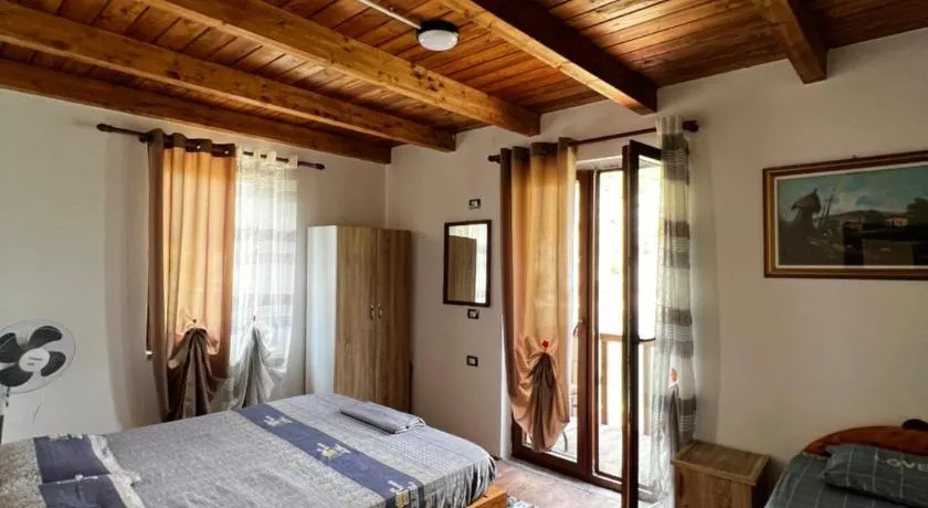 Guest House Aprripe Guri - Image 1