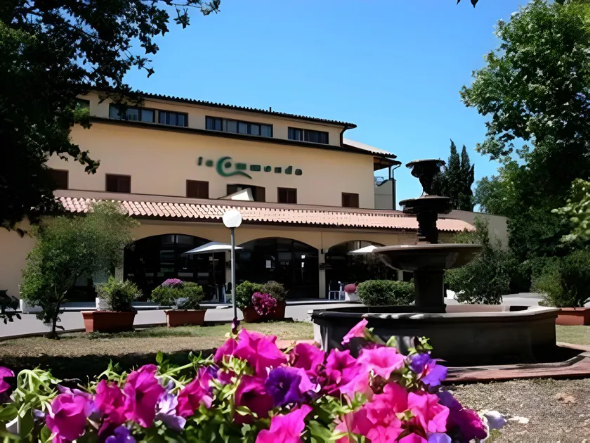 Residence Hotel La Commenda - Image 1
