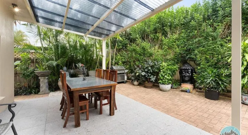 Aircabin - Blakehurst - Spacious - 5 Beds House - Image 1