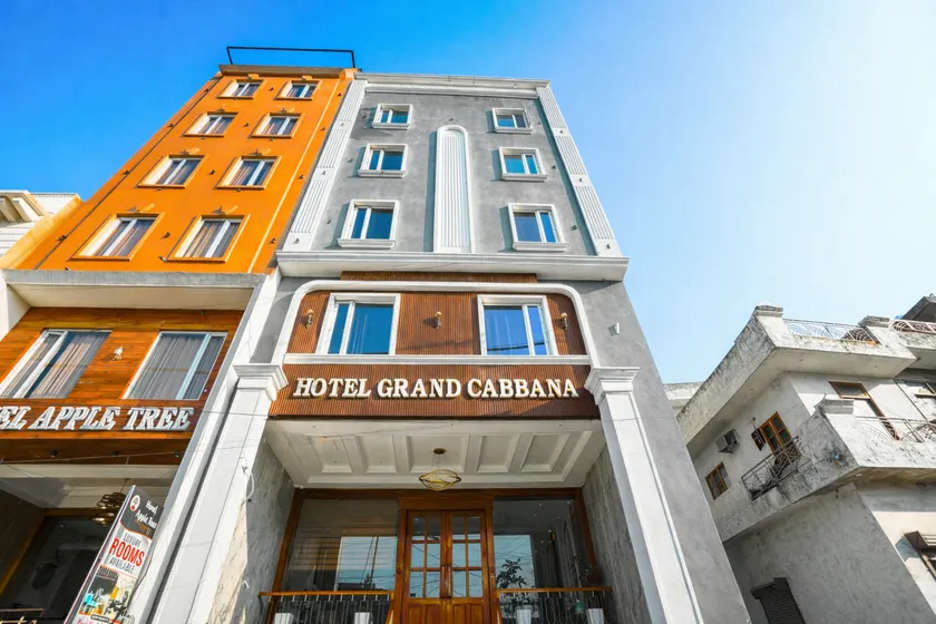 White Panda Hotels Grand Cabbana - Image 1