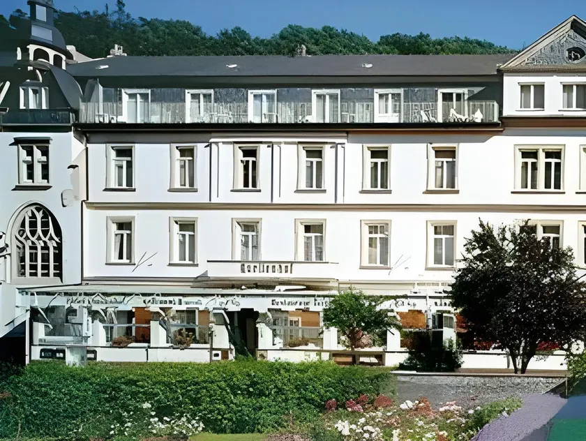 Kurhotel Quellenhof - Image 1