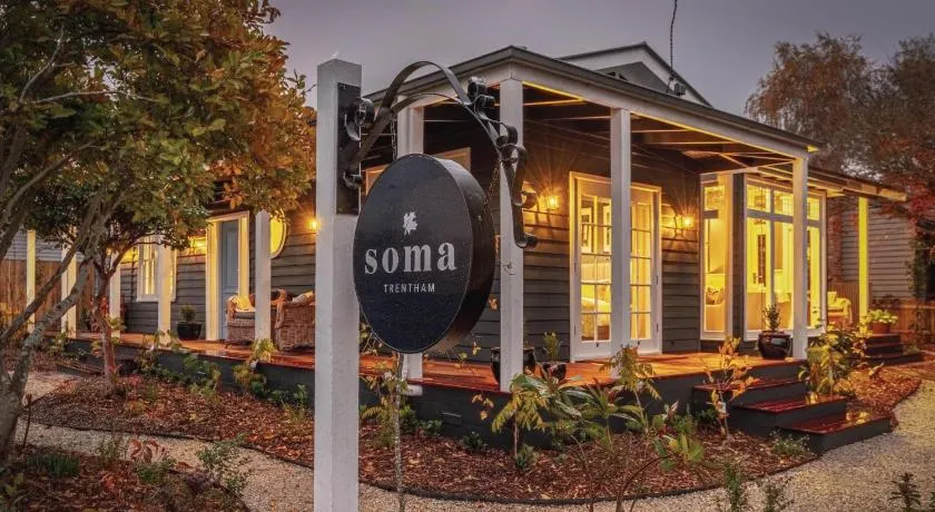 Soma Trentham - Image 1