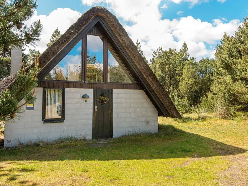 4 Person Holiday Home in Romo - Image 1
