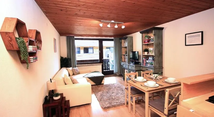 Edelweiss Apartment - Image 1