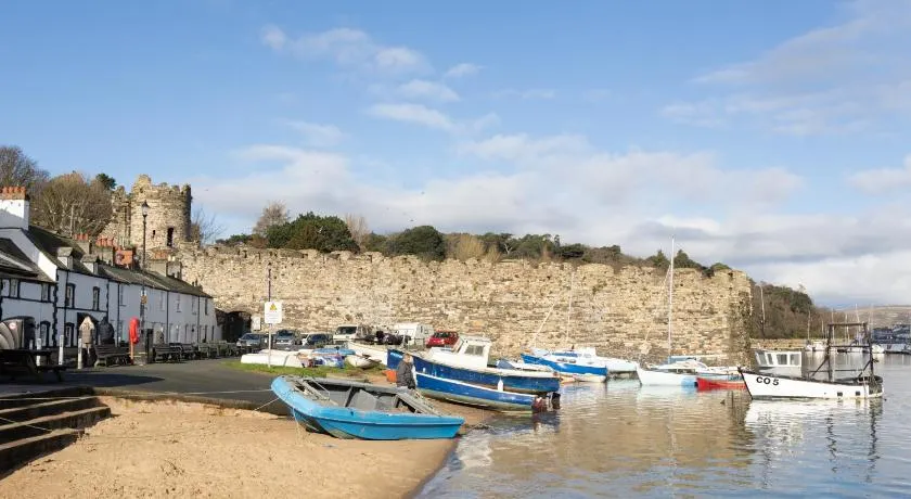 Harbour Cottage, Conwy - Image 1