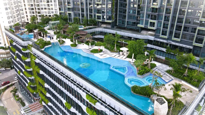 Lumiere Riverside by Aura Luxury - Image 1