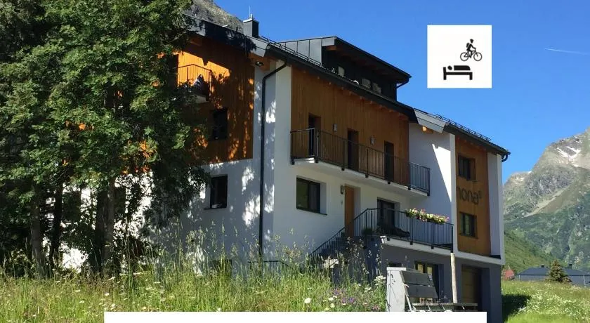 Nonas B&B - Image 1
