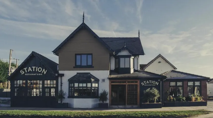 The Station Restaurant & Bar - Image 1