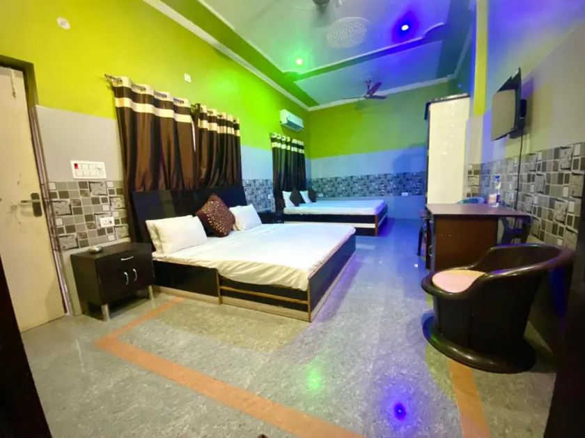 Goroomgo Luxury Retreat Varanasi - Image 1