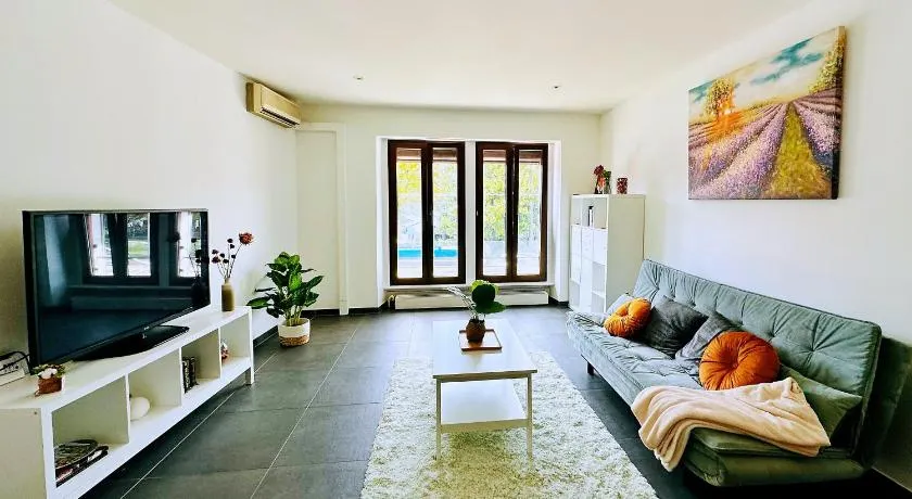 Montreux lake side apartment! - Image 1