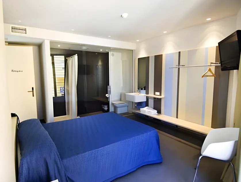 Hostal La Creu - Image 1