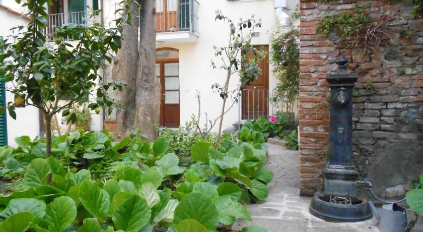Residence Domus - Image 1