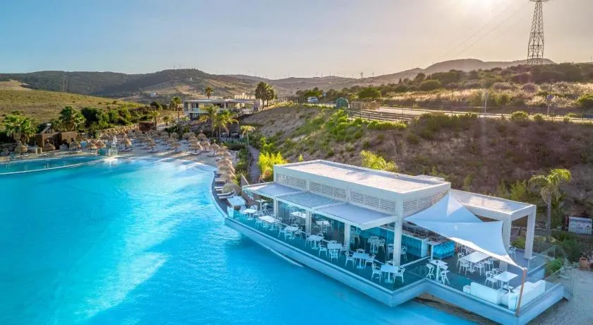 Alcazaba Lagoon Natural Swimming Pool GYM & Bbq - EaW Homes - Image 1