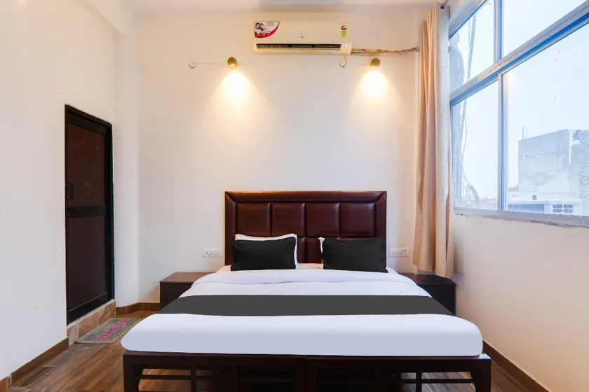 Hotel O Ansh - Image 1