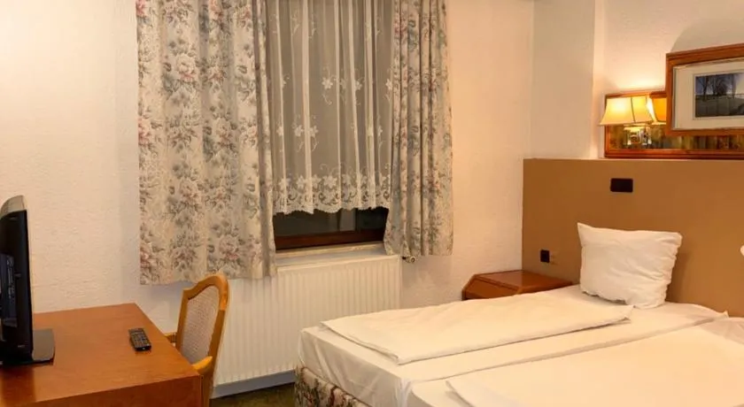 Yeti City Hotel Saarbrücken - Image 1