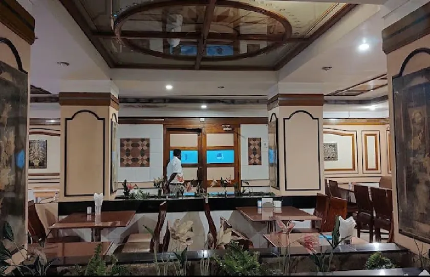 Hotel Mamata - Image 1