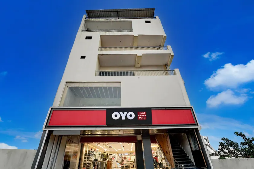 Hotel O Hindon Motel - Image 1