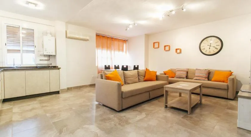 Wide And Diaphanous 3bd 2bth Alcazar - Image 1