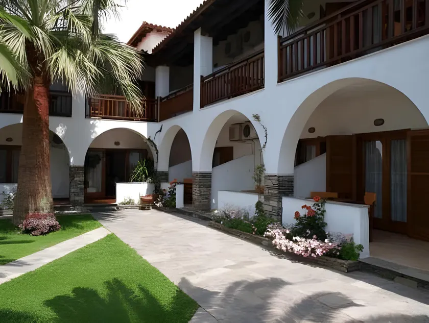 Hotel Filoxenia - Image 1