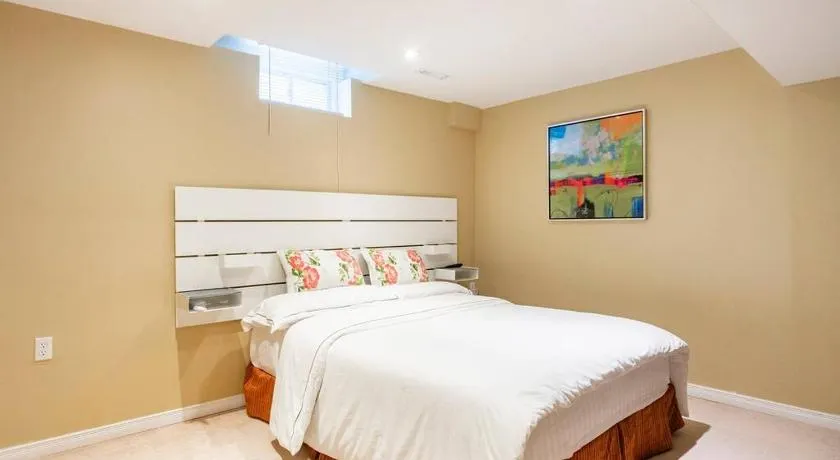 Cozy basement apartment in Newmarket - Image 1
