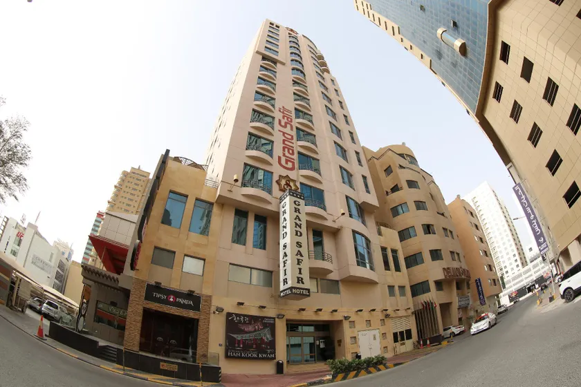 Grand Safir Hotel - Image 1