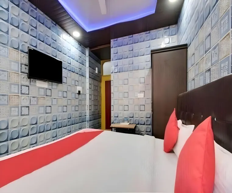 Hotel Ajay - Image 1