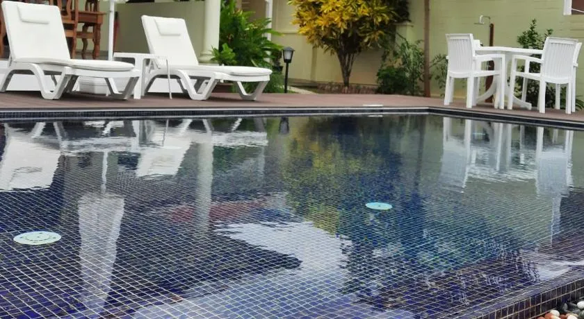 Emma's Guest House and Self-Catering - Image 1