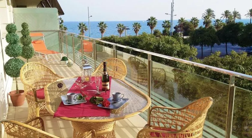 ALEXANDRA`s BEACH-PORT-APPARTEMENT, vue sur la mer, plage, balcon, piscine - Image 1