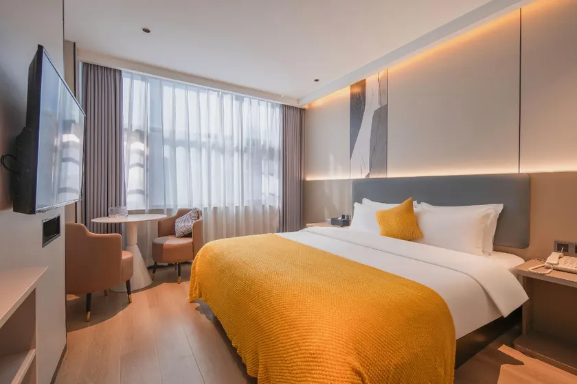 ZonGin Hotel - Image 1