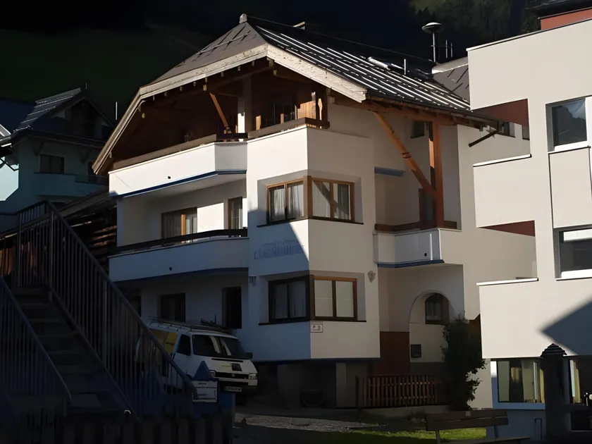 Lärchenheim Apartments - Image 1