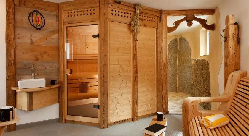 MENA Guesthouse - Image 1