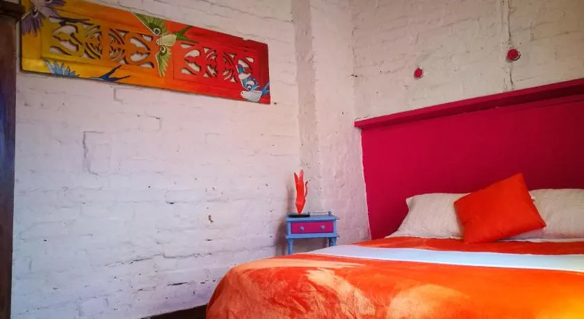 Lima Limon Candelaria Hostel - Image 1