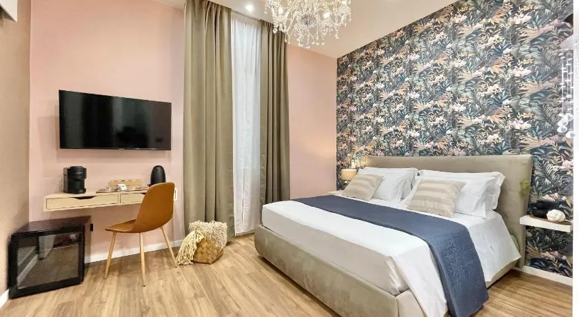 Regina Elena Rooms - Image 1