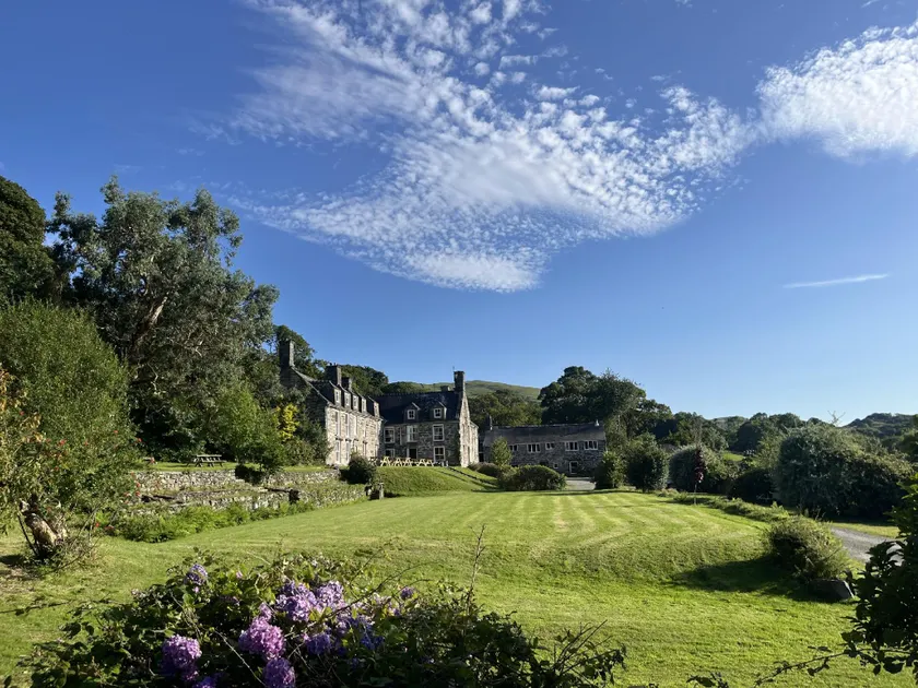 Maes Y Neuadd Country House - Image 1