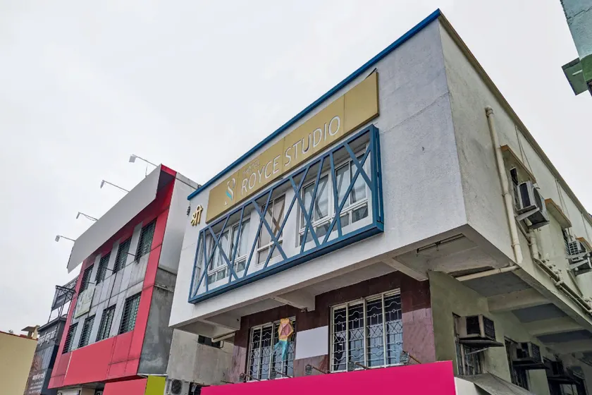 Collection O Royce Studios Near Pune Airport - Image 1