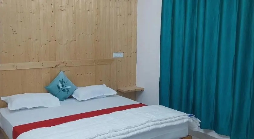 Hotel Dharam Ganga - Image 1