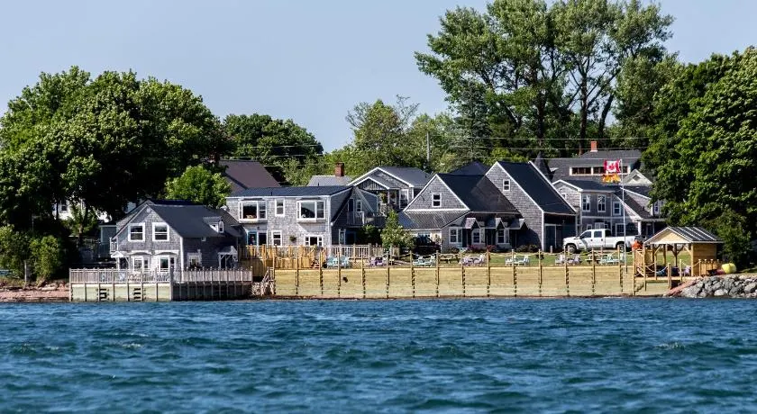 Seaside Beach Resort - Image 1