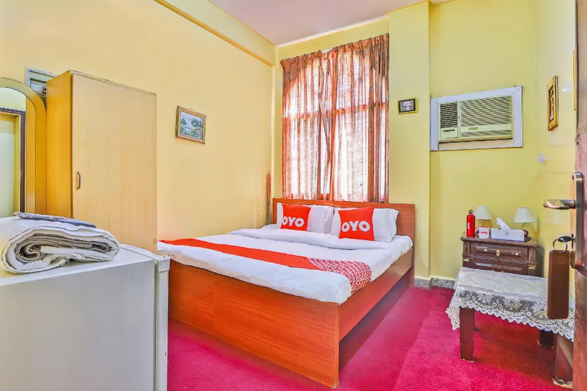 OYO 393 Al Wehda Hotel - Image 1