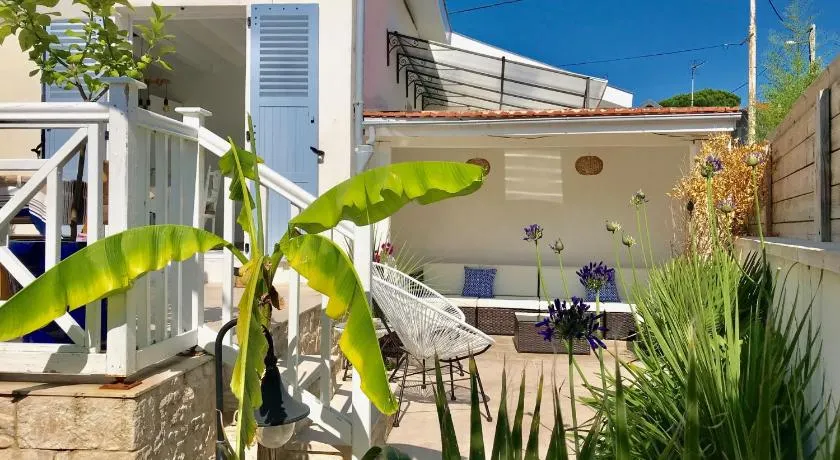 Villa LE TROIS MÂTS - Image 1