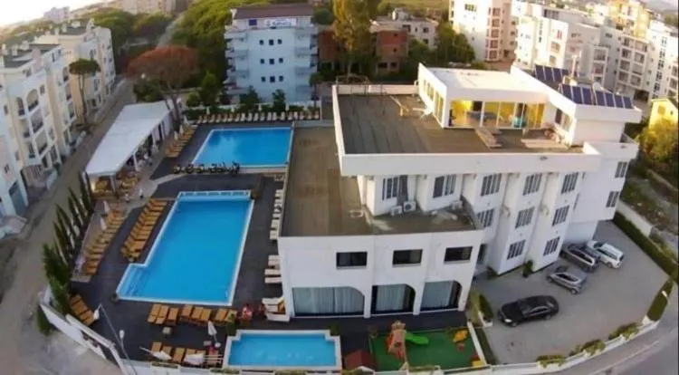 SunBorn Hotel - Image 1