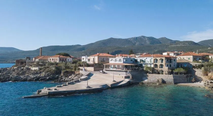 Marina - Image 1