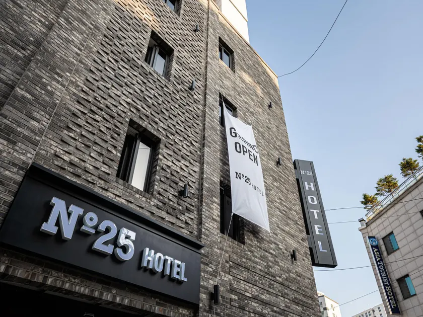 No 25 Hotel Songtan - Image 1