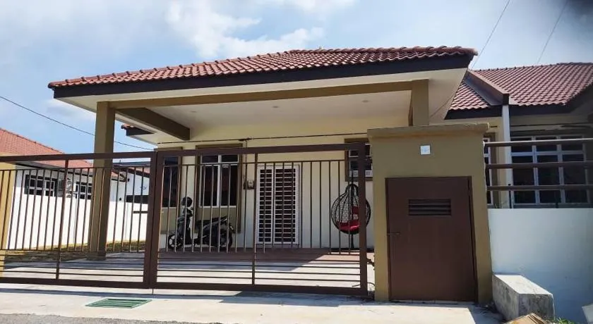 Alieda Homestay 1 Near KLIA - Image 1