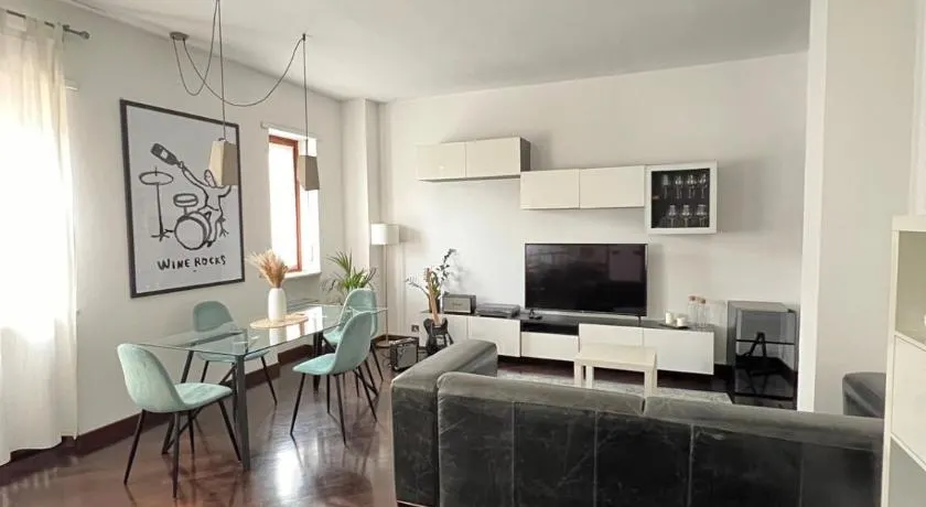 Delightful apartment within walking distance of the center - Image 1