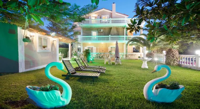 Madalena's Apartment - Image 1