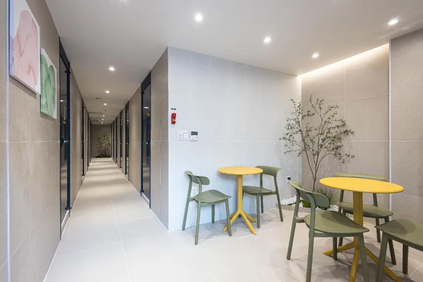 Nomad Hostel - Image 1