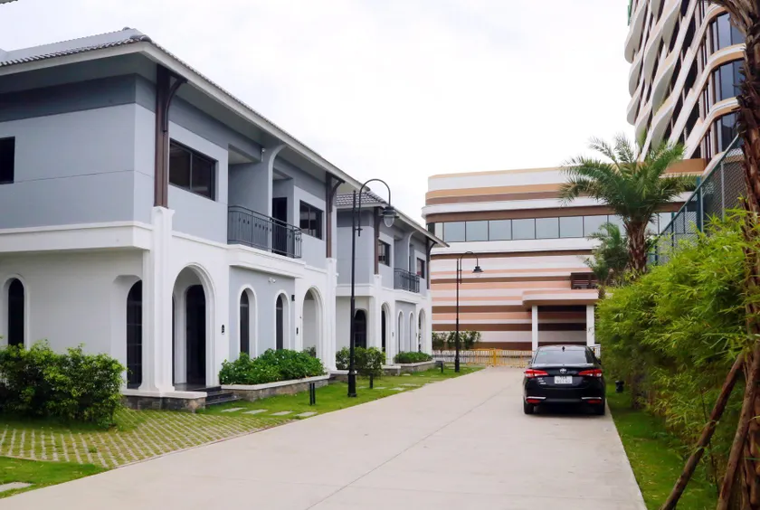 Green Bay Luxury Villa Sonasea Vân Đồn - Image 1