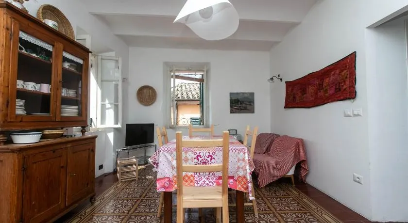 S190 - Sirolo, trilocale in piazza - Image 1