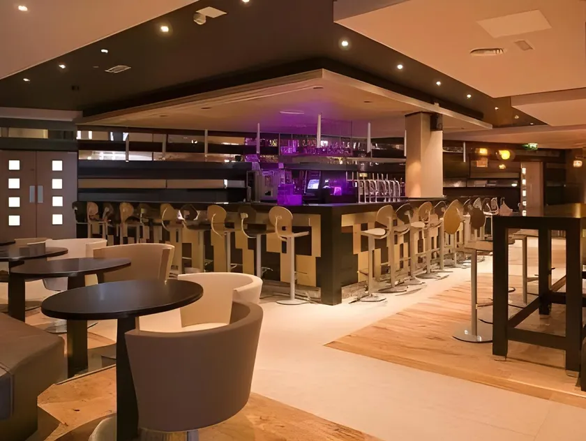 Maldron Hotel & Leisure Centre Limerick - Image 1